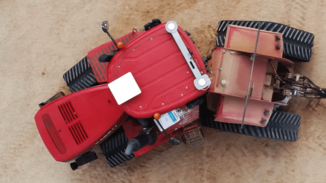 8.1 Connected_Farms_Starlink_Mobility_For_Agriculture_Quadtrac